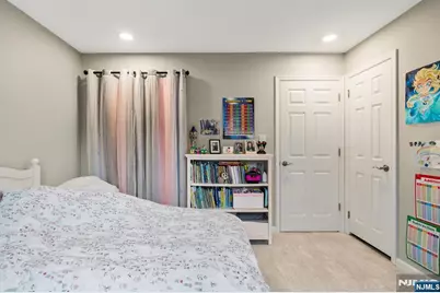 223 Village Circle Drive, Fort Lee, NJ 07024 - Photo 10