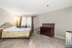 223 Village Cir Dr, Fort Lee, NJ 07024 - Photo 8