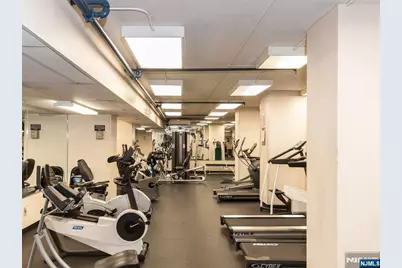 555 North Avenue 17P #17P, Fort Lee, NJ 07024 - Photo 4