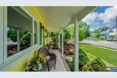 9 Fairway Avenue, Emerson, NJ 07630 - Photo 2