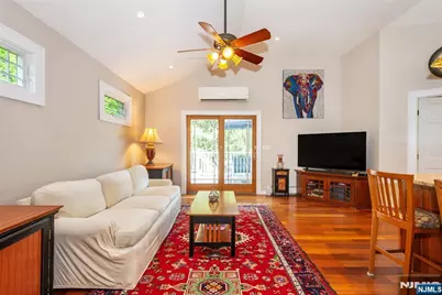 42 Otsego Road, Verona, NJ 07044 - Photo 12