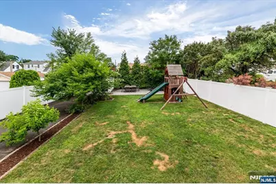 379 Kingsland Avenue, Lyndhurst Township, NJ 07071 - Photo 22