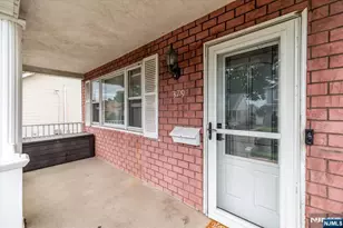 379 Kingsland Ave, Lyndhurst Township, NJ 07071 - Photo 4