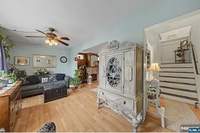 328 Hobart Avenue, Haledon, NJ 07508 - Photo 4