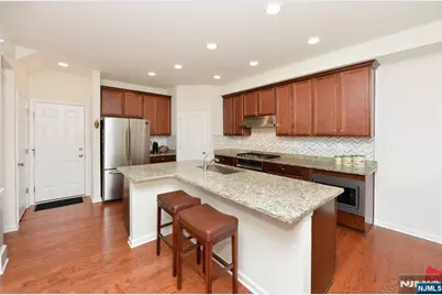 27 Winfield Drive 903 #903, Woodcliff Lake, NJ 07677 - Photo 6