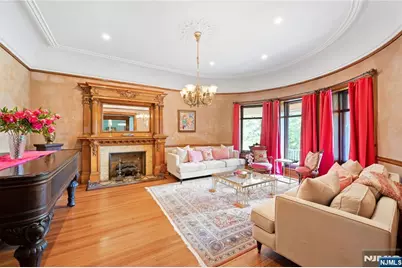 30 Mountain Avenue, Montclair, NJ 07042 - Photo 10
