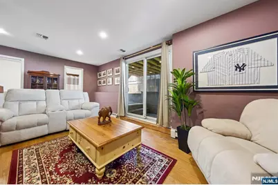 364 Piermont Avenue, Hillsdale, NJ 07642 - Photo 20