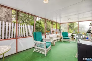 81 W Gouverneur Ave, Rutherford, NJ 07070 - Photo 22