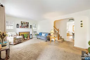 81 W Gouverneur Ave, Rutherford, NJ 07070 - Photo 4