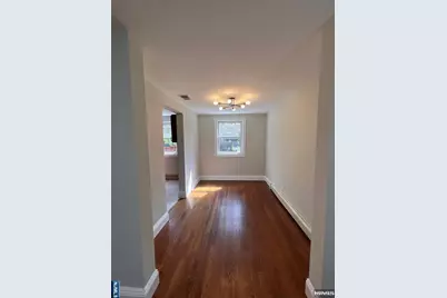 386 Lawton Avenue, Cliffside Park, NJ 07010 - Photo 2