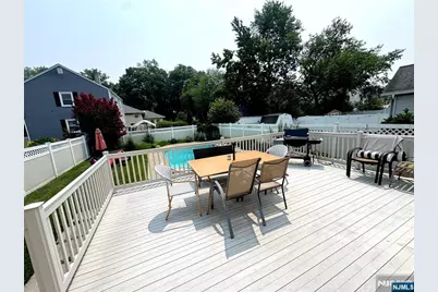 70 Byrne Street, Hackensack, NJ 07601 - Photo 18