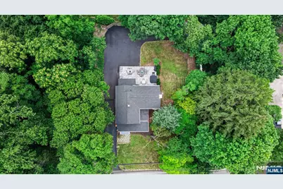 10 Prospect Avenue, Woodcliff Lake, NJ 07677 - Photo 34