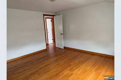 654 Chase Avenue 2 #2, Lyndhurst Township, NJ 07071 - Photo 10