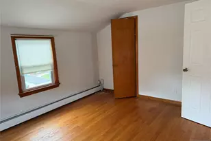 654 Chase Ave 2, Lyndhurst Township, NJ 07071 - Photo 4