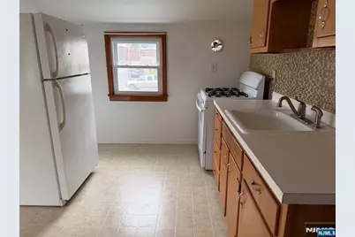 654 Chase Avenue 2 #2, Lyndhurst Township, NJ 07071 - Photo 12