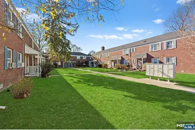 28 Sheffield Avenue B21 #B21, Englewood, NJ 07631 - Photo 2