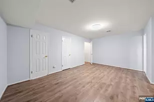 531 Windsor Dr, Palisades Park, NJ 07650 - Photo 16