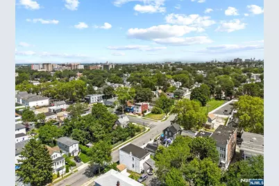 89 Tremont Avenue, East Orange, NJ 07018 - Photo 12