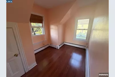 22 Forest Avenue, Teaneck Township, NJ 07666 - Photo 4