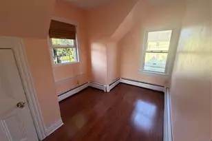 22 Forest Ave, Teaneck Township, NJ 07666 - Photo 4