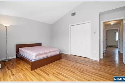 2344 Franklin Street, Fort Lee, NJ 07024 - Photo 14