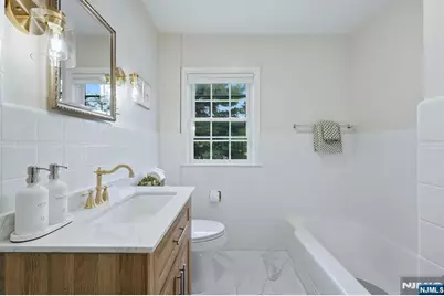 102 Mortimer Avenue, Rutherford, NJ 07070 - Photo 26