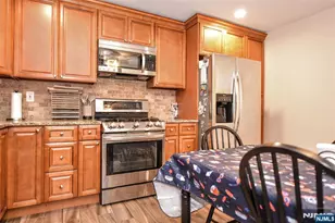 132 Charlton Ave, Lodi, NJ 07644 - Photo 12