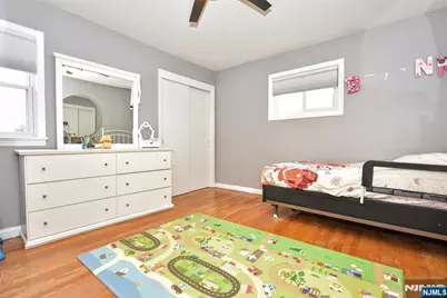 132 Charlton Avenue, Lodi, NJ 07644 - Photo 14