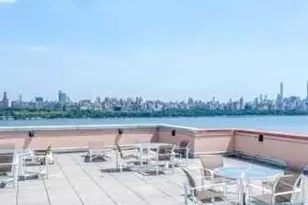 1026 Hudson Park 1026, Edgewater, NJ 07020 - Photo 24