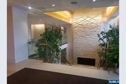 1026 Hudson Park 1026 #1026, Edgewater, NJ 07020 - Photo 18