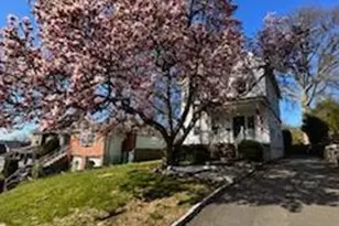 49 Stewart Ave, Kearny, NJ 07032 - Photo 1