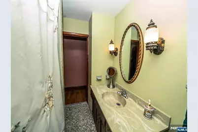 220 Clinton Avenue, Clifton, NJ 07011 - Photo 14