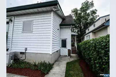 220 Clinton Avenue, Clifton, NJ 07011 - Photo 4