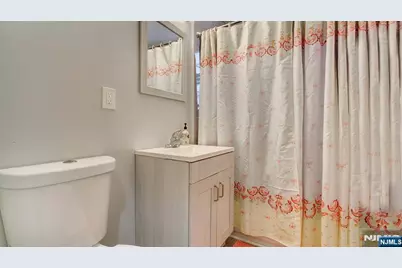 18 McKay Avenue, East Orange, NJ 07018 - Photo 12