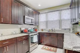 18 McKay Ave, East Orange, NJ 07018 - Photo 8