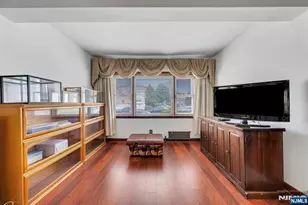 204 Tontine Ave, Lyndhurst Township, NJ 07071 - Photo 6