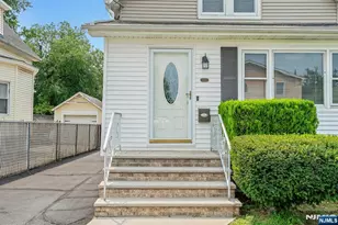 204 Tontine Ave, Lyndhurst Township, NJ 07071 - Photo 2