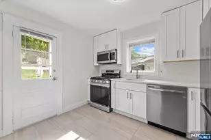 27 8th St, Ridgefield Park, NJ 07660 - Photo 10