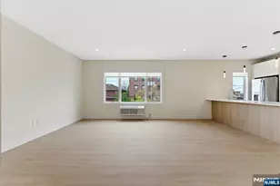 850 Broad Ave B, Ridgefield, NJ 07657 - Photo 4