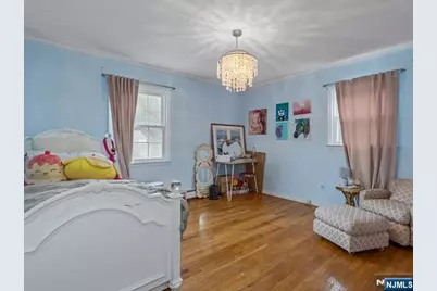 372 McKinley Boulevard, Paramus, NJ 07652 - Photo 28