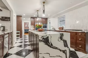 372 McKinley Blvd, Paramus, NJ 07652 - Photo 16