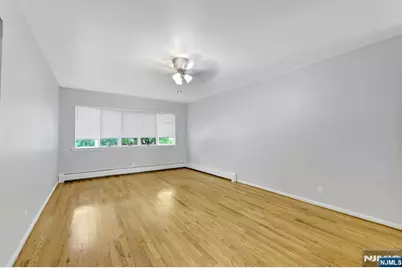 207 Passaic Avenue 1 #1, Bloomfield, NJ 07003 - Photo 2
