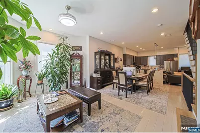 419 Stillwell B #B, Fort Lee, NJ 07024 - Photo 6