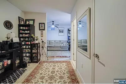 419 Stillwell B #B, Fort Lee, NJ 07024 - Photo 20