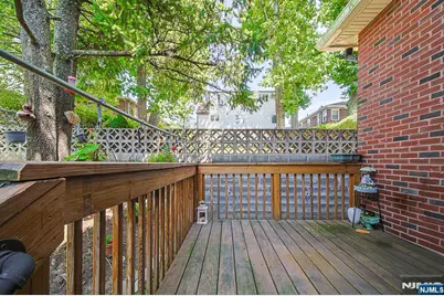 419 Stillwell B #B, Fort Lee, NJ 07024 - Photo 4