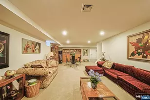 290 McCloud Dr, Fort Lee, NJ 07024 - Photo 28