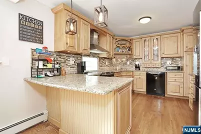 61 Intervale Road, Par-troy Hills Twp., NJ 07005 - Photo 14