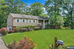 260 River Dr, River Vale Township, NJ 07675 - Photo 2