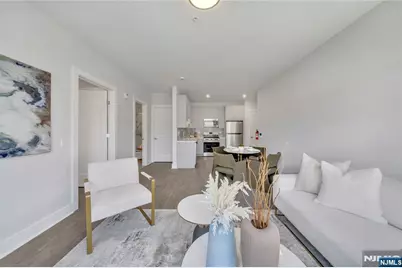 491 Walker Street 3F #3F, Fairview, NJ 07022 - Photo 4