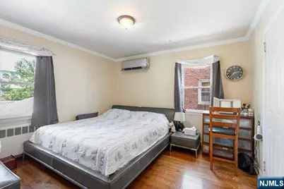 217 Riverdale Drive, Fort Lee, NJ 07024 - Photo 8